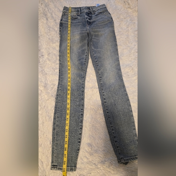 Good American Jeans Women's Color Blue Size O/25 - Picture 4 of 11